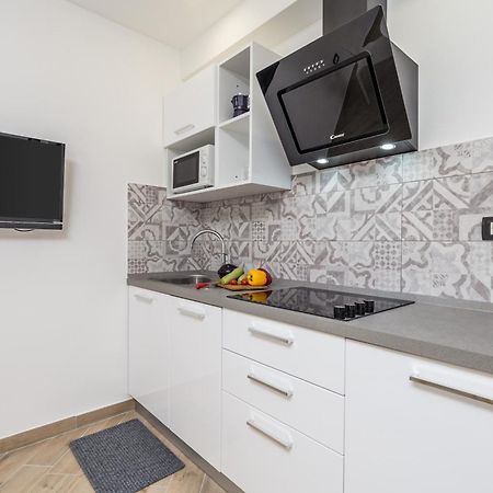 Apartments Linda Moscenicka Draga Ngoại thất bức ảnh