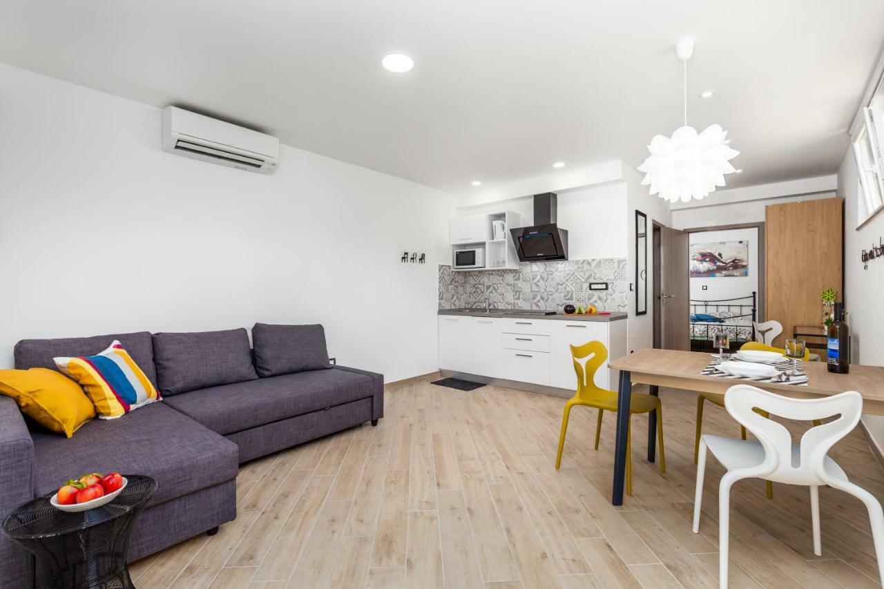 Apartments Linda Moscenicka Draga Ngoại thất bức ảnh